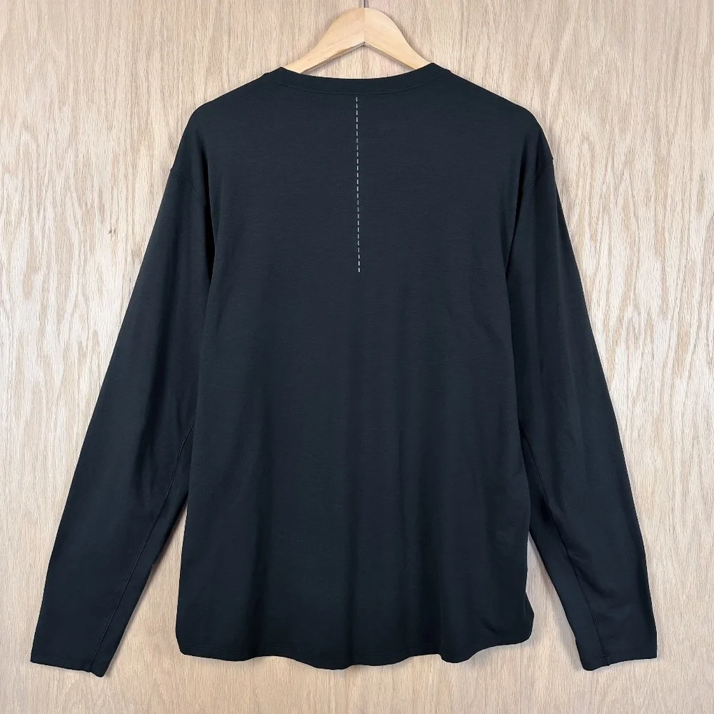 Lululemon Long Sleeve Crewneck - Picture 5 of 8